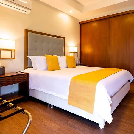 Hotel Vista Quince Guatemala City Exterior photo
